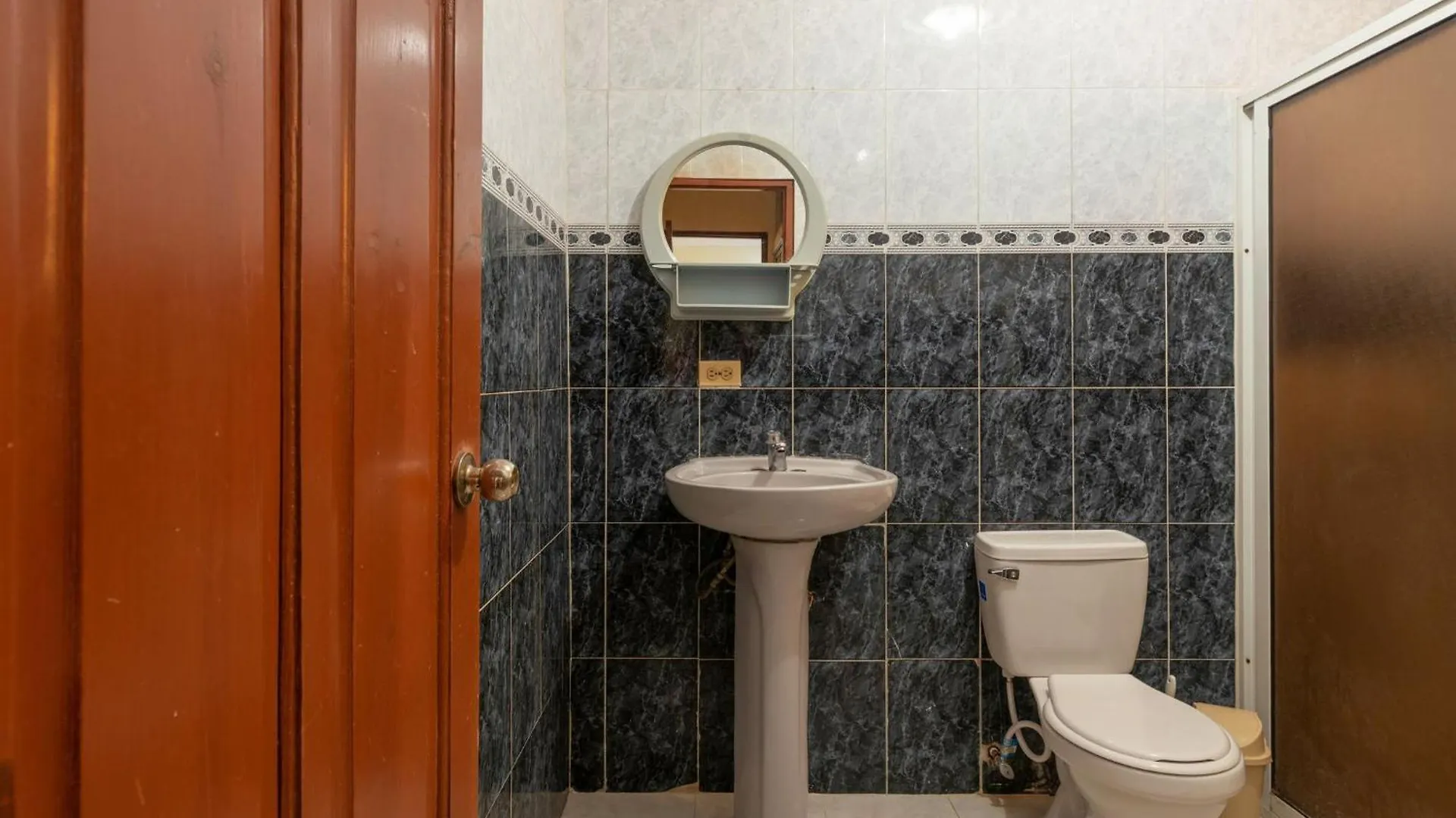 Guest house Tropical Island Apartahotel La Viva